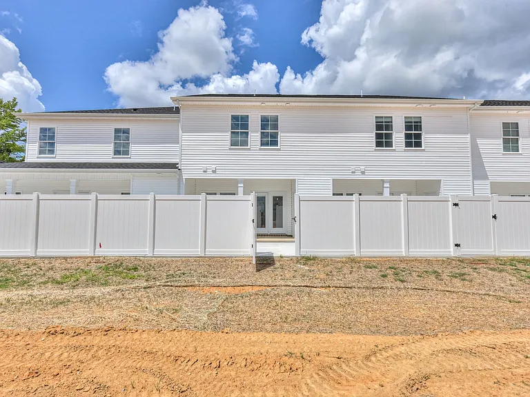 24 Hardwood Rd — Photo 27