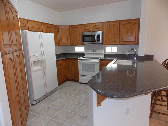 3rd image of 2819 Stonehenge Dr