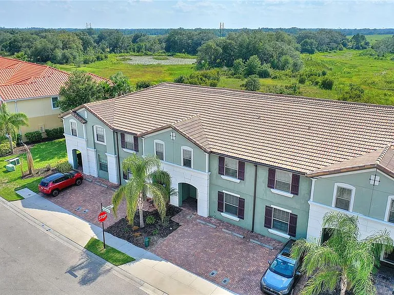 4607 Terrasonesta Dr — Photo 1
