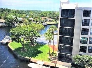 20 Royal Palm Way #6040, Boca Raton, FL 33432