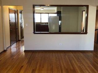 1950 Parkside Dr APT 2C, Park Ridge, IL 60068
