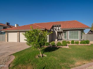 11615 N 77th Dr, Peoria, AZ 85345