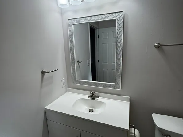 777 Country Side Ln, Sidney, OH 45365