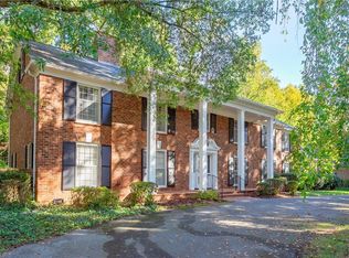 1809 Nottingham Rd, Greensboro, NC 27408