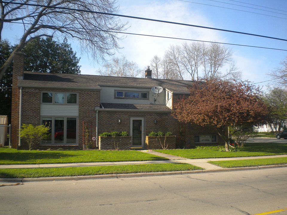 1st image of 777 Elm St