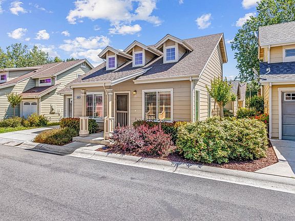 3rd image of 1540 Rosette Way