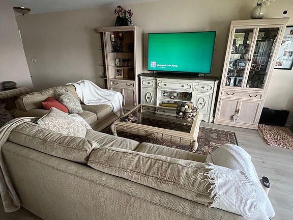 5th image of 1201 S Riverside Dr APT 202