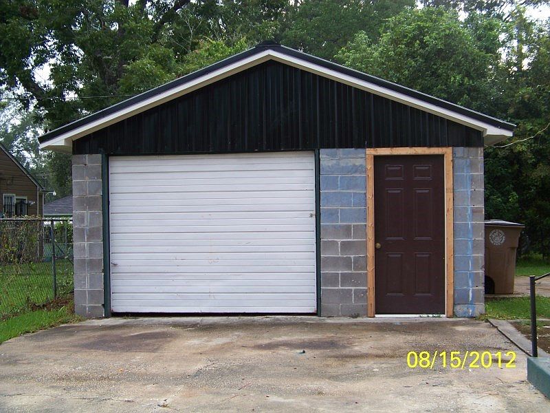 2nd image of 1164 Jackson Rd
