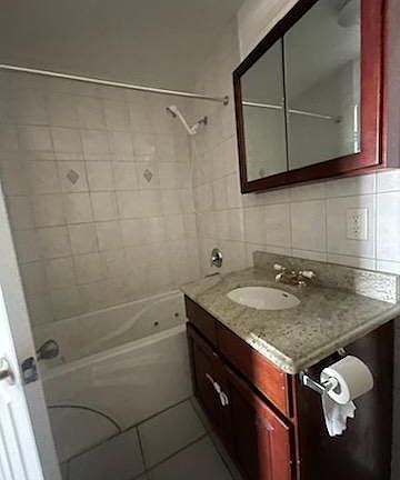 3rd image of 510 Elizabeth Ave APT 309
