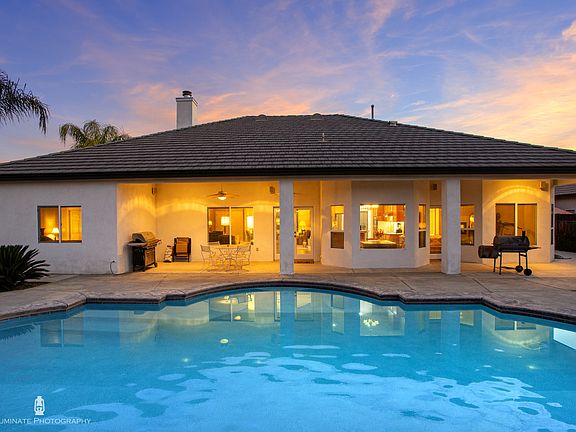 3rd image of 12414 Gila River Dr