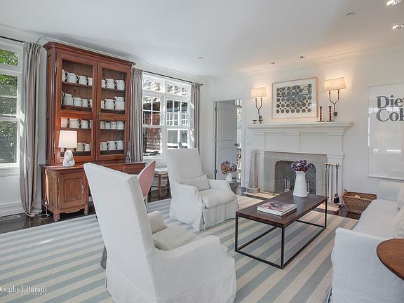 5th image of 63 Meadowmere Pl