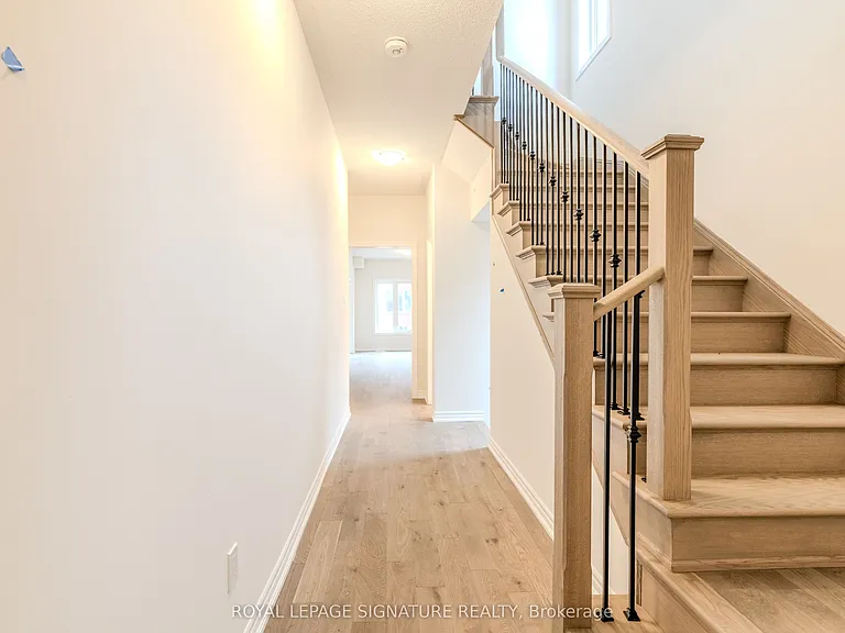 56 Baker St — Photo 4