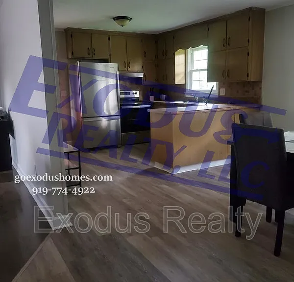 3015 Wicker St — Photo 11