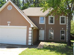 6589 Oak Mill Ct, Morrow, GA 30260