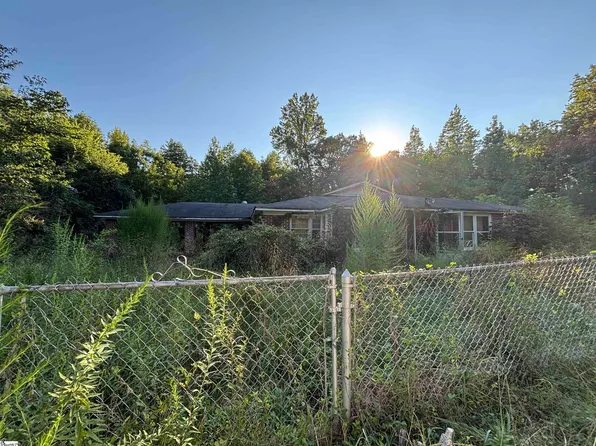 6032 Old Milton Rd, Clinton, SC 29325