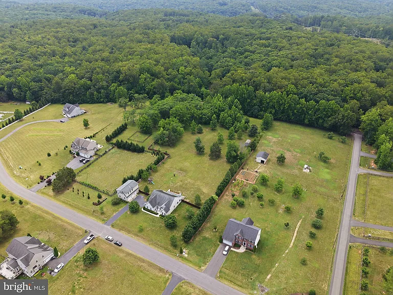 320 Timber Mill Ln — Photo 37