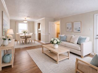 Westgate, Ocean Springs, MS 39564