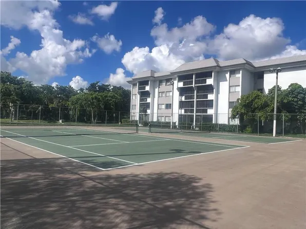 701 N Pine Island Rd APT 303, Fort Lauderdale, FL 33324