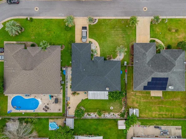 9141 Daytona Dr, Pensacola, FL 32506