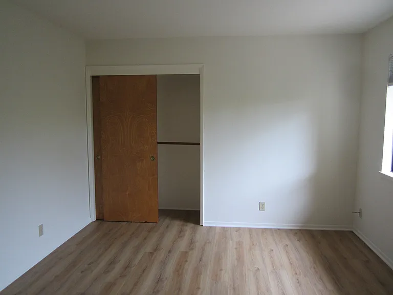 3725 Lincolnwood Dr — Photo 26