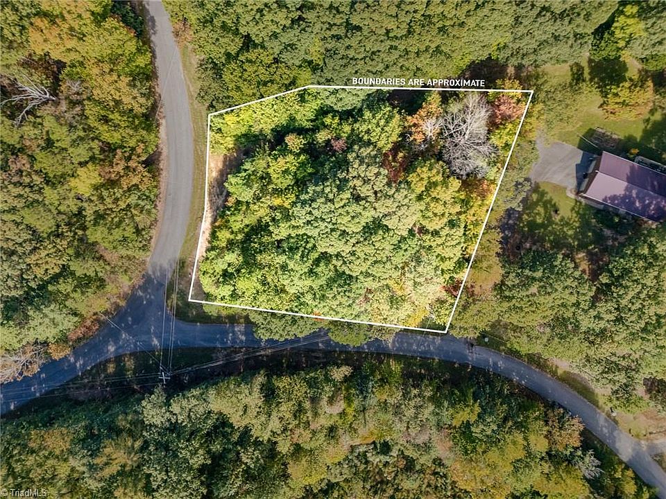 1st image of 0 Highwood Dr