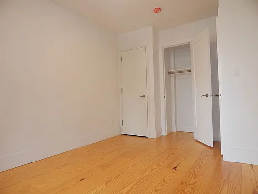 Rented by Realty Collective | media 51