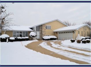 7544 Palm Ct, Orland Park, IL