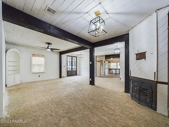5th image of 1517 Hebert Ln