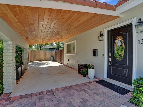 3rd image of 1361 NE 46th Street