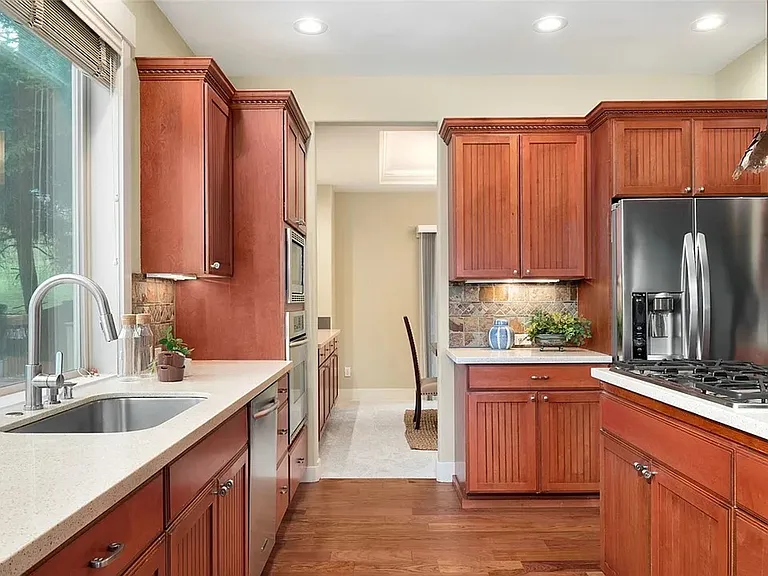6614 Lake Washington Blvd SE — Photo 16