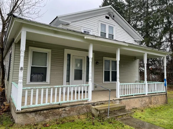 37 S Main St, Earlville, NY 13332