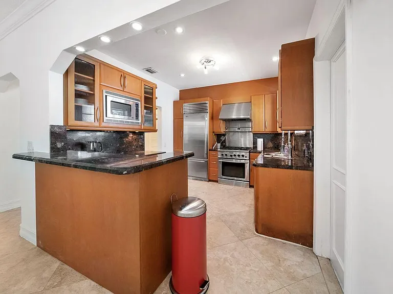 9572 Abbott Ave — Photo 21