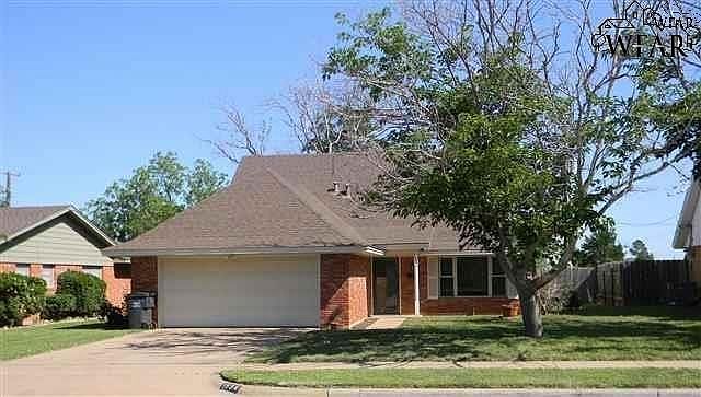 1st image of 1534 S Winds Dr