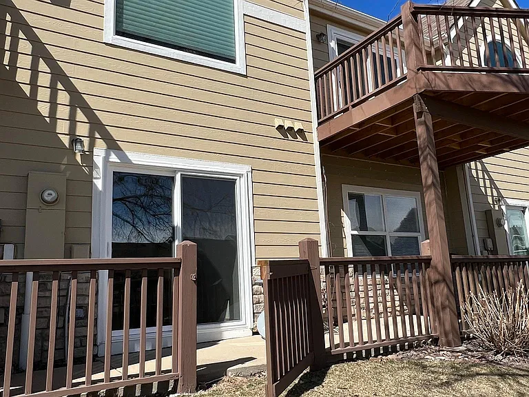 1730 Rockview Cir — Photo 20