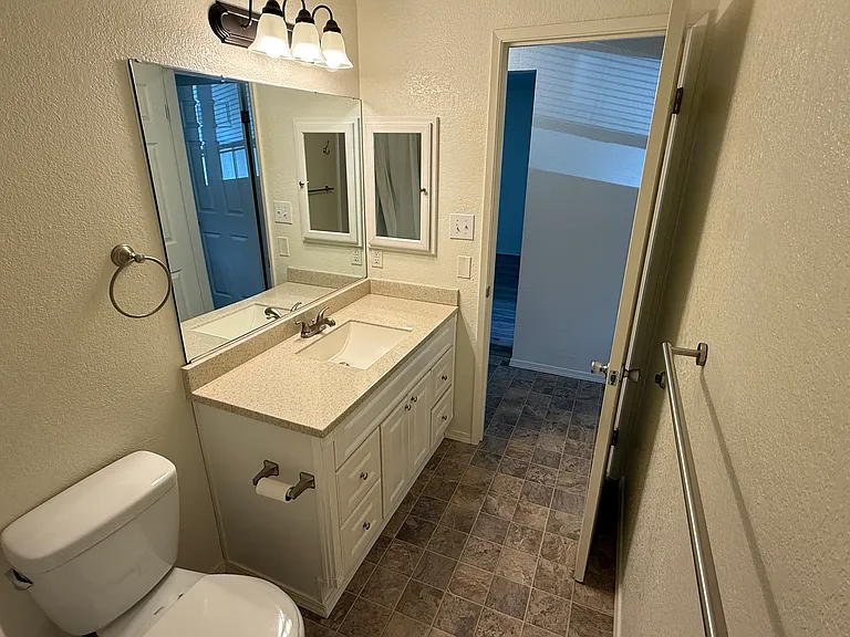 9127 Meridian Pl NE #2 — Photo 11