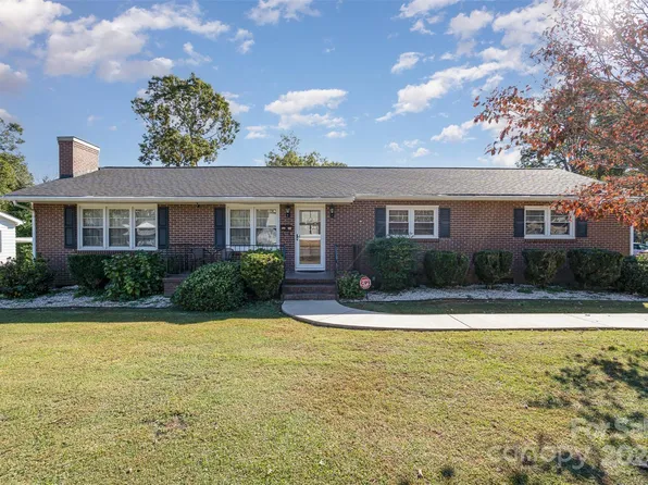 910 Linwood Rd, Kings Mountain, NC 28086