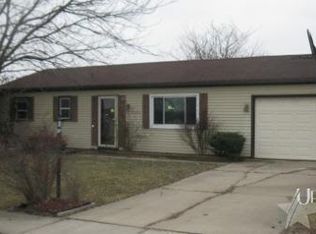 2004 Cortez Dr, Kendallville, IN
