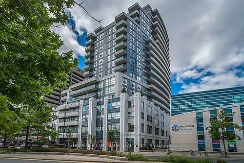 736 Spadina Ave #417 Photo 1