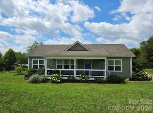 111 Bluebird Meadows Ct, Alexander, NC 28701