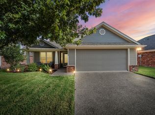 2549 Massey Ln, Waco, TX 76706