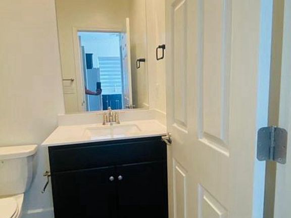 4th image of 2939 Ellis Town Dr #2