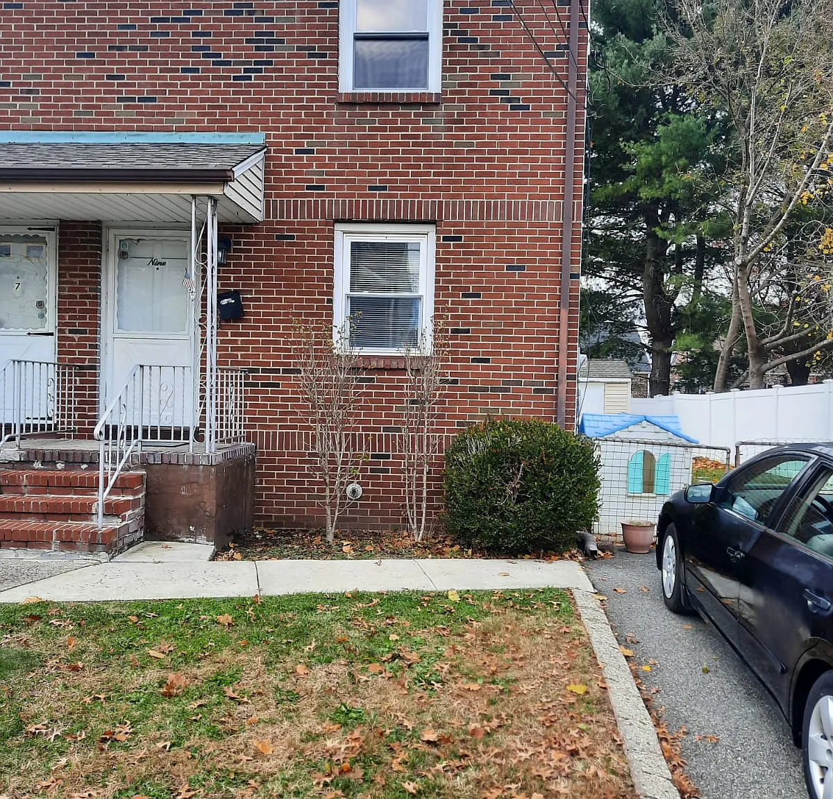 3 bed, 1386 sqft, $950 — Photo 1