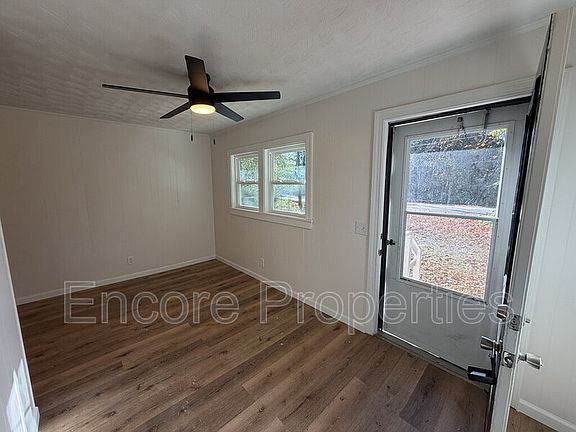 3rd image of 310 Depot St