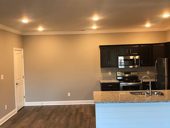 5th image of 5895 Otte Ct APT 122
