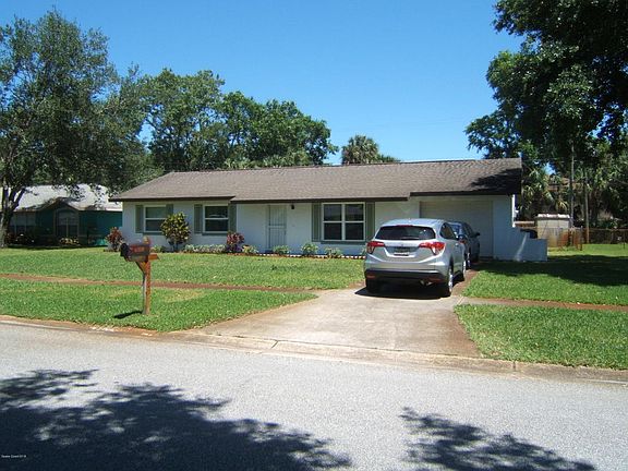 2nd image of 2495 Alexander Dr