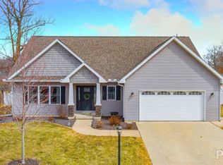 210 Helene Ct, East Peoria, IL 61611