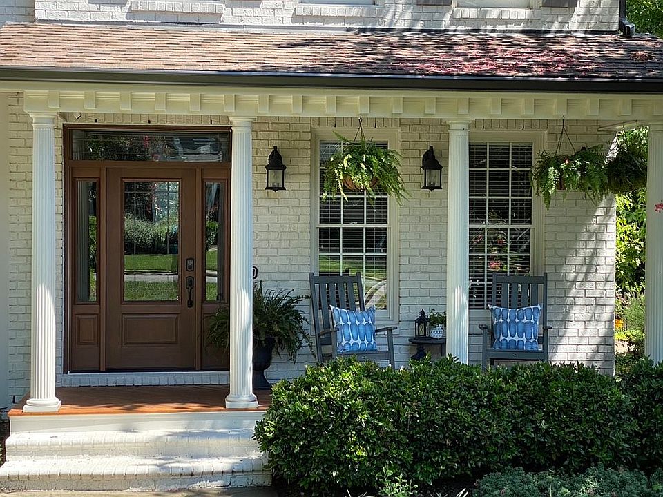 2nd image of 2528 Walden Woods Dr