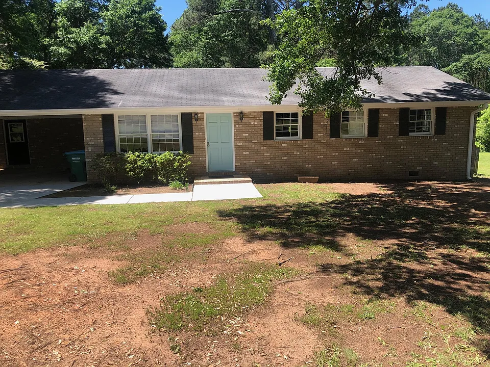 1021 Tuxedo Ln