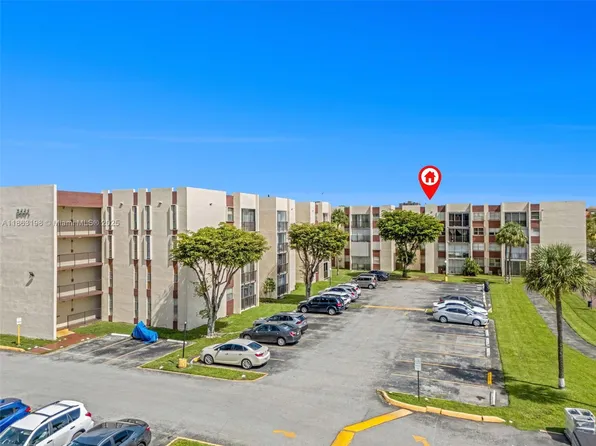 9441 SW 4th St APT 203, Miami, FL 33174