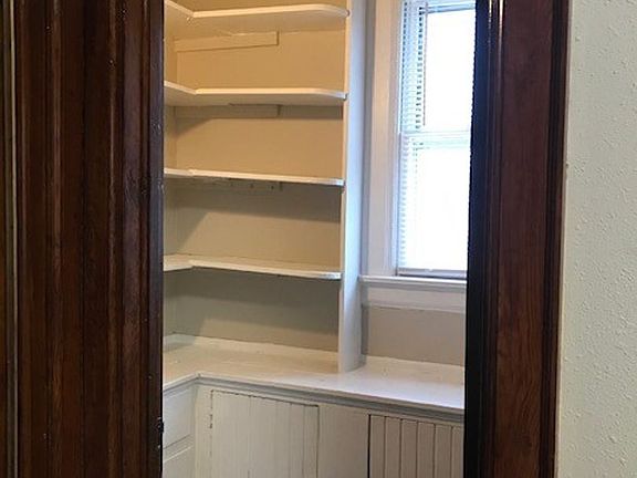 5th image of 3218 W McKinley Blvd